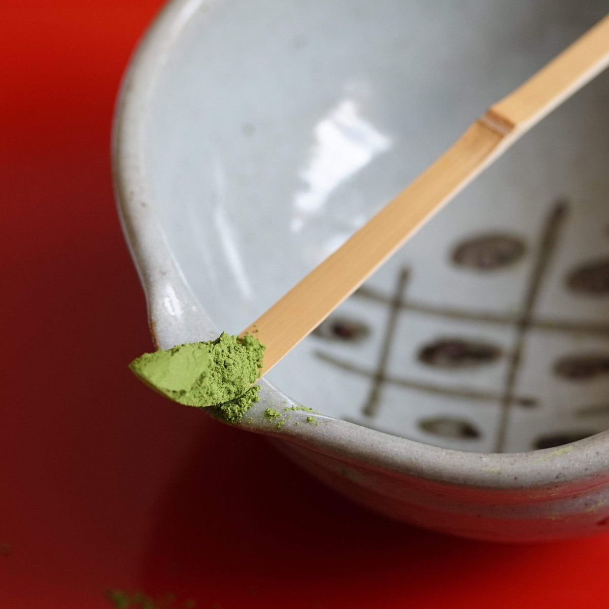 Match on bamboo scoop - Ocha & Co